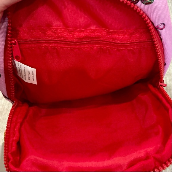 ✨💎NWT💎✨ Simply  Southern Pink Cherry Print Crossbody Sling Bag with Red Accents - Picture 6 of 9